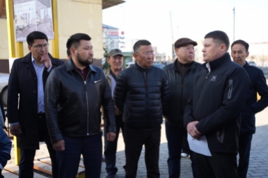Мэр Якутска обязал подрядчиков устранить нарушения во дворах мэрия Якутска