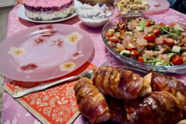 Новогодний стол ИА SakhalinMedia