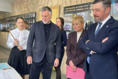 35 лет со дня основания: в Нерюнгри прошёл юбилей гимназии № 1 пресс-служба главы и правительства РС (Я)