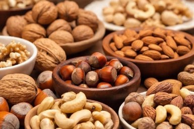 Орехи на каждый день: польза, норма и скрытые риски сгенерировано сервисом &quotКандинский&quot (18+)