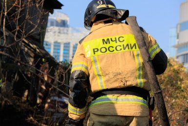 Расселенный дом сгорел в Якутии Яна Гайдук, ИА PrimaMedia.ru