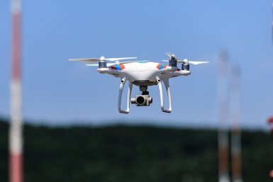 В Хангаласском районе запустят проект по доставке медикаментов беспилотниками  Евгений  Кулешов, ИА PrimaMedia.ru
