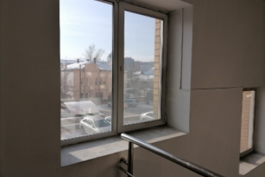 Перед покупкой нужно проверить окно на качество Ника Новак ИА ChitaMedia