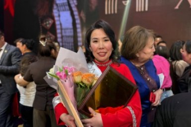 Победительница &quotДалбар Хотун 2026&quot — мама 13 детей и хозяйка фермы ИА YakutiaMedia