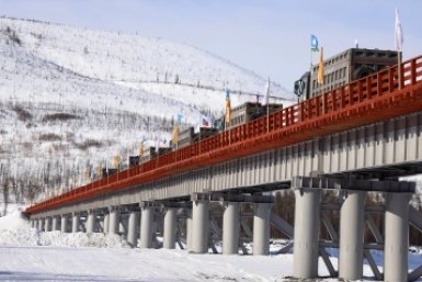 Глава Якутии открыл движение по новым мостам через Томпо и Дюгандя Андрей Сорокин, ЯСИА