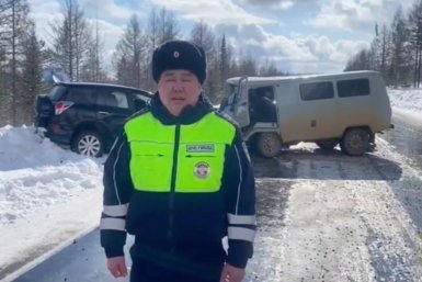На трассе в Якутии погибла женщина-водитель, пострадали пять человек Госавтоинспекция