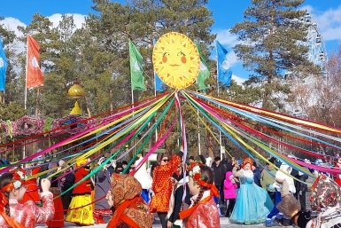 В Якутске проводили зиму и встретили весну ИА YakutiaMedia