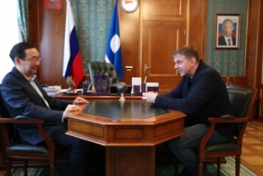 Глава Якутии встретился с директором ГАРДТ имени А.С. Пушкина Андрей Сорокин, ЯСИА