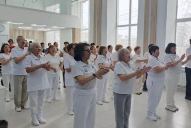 В Якутске представили книгу &quotСеребряные волонтеры Якутии&quot Из архива волонтеров