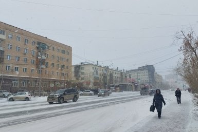 Гололедица на дорогах в Якутске ИА YakutiaMedia