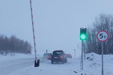 Ледовая переправа Пресс-служба управления автодорог Якутии