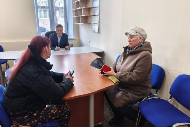 Депутаты думы Иркутска Павел Кудеев и Оксана Жучкова провели прием жителей Пресс-служба думы города