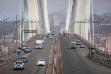 Владивосток, мост золотой, дорога, машина Илья Аверьянов, ИА PrimaMedia