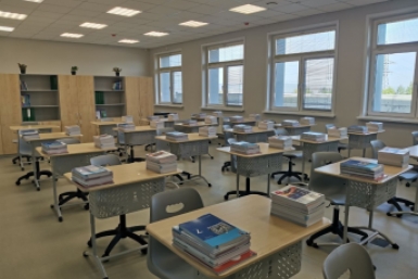 Переполненная школа дождалась решения Главы Якутии ИА ChitaMedia