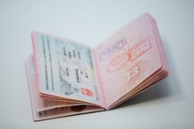 Ошибка в паспорте помешала ребёнку вылететь за границу в Якутии Антон Балашов