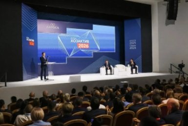 Глава Якутии принял участие в форуме &quotХозактив АЛРОСА&quot  Андрей Сорокин, ЯСИА