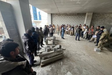 В Якутске 15 иностранцев работали на стройке без патента