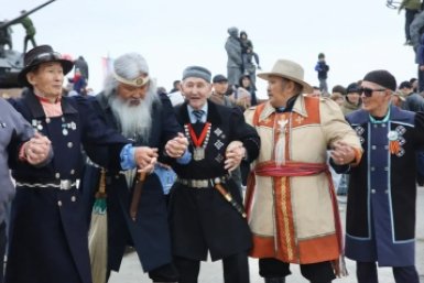 В Якутии состоялся традиционный Осуохай Победы Саргын Скрябин, ЯСИА