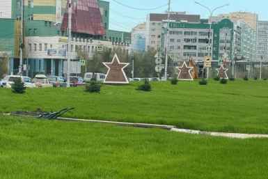 Газон на площади Победы в Якутске ИА YakutiaMedia