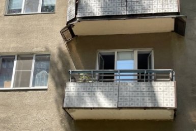 Россиянам напомнили о санкциях за хлам на балконе ИА Stavropol.Media