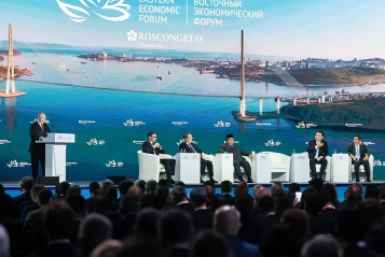 Владимир Путин назвал Тикси ключевым портом Трансарктического коридора