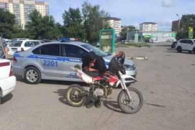 Опасный массовый заезд подростков на питбайках предотвратила полиция Уссурийска пресс-служба УМВД России по Приморскому краю