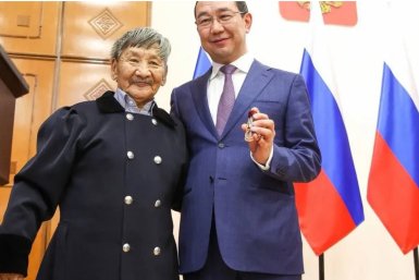 Якутский мастер Мандар Уус награждён медалью %22За труды в культуре и искусстве%22