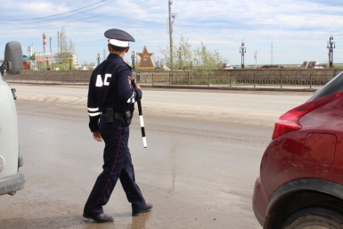 Должников ловили на дорогах в Якутске Яна Лазарева, YakutiaMedia
