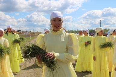 Девятый Ысыах Олонхо отпраздновали в Чурапчинском улусе Якутии Нюргуяна Иванова, Yakutiamedia