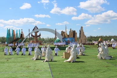Девятый Ысыах Олонхо отпраздновали в Чурапчинском улусе Якутии Нюргуяна Иванова, Yakutiamedia