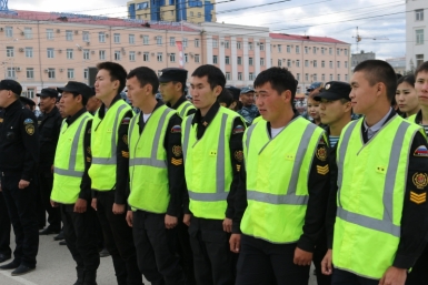 Глава МВД Якутии Владимир Прокопенко: Полиция должна быть образцом профессионализма Пресс-служба МВД РФ по РС(Я)