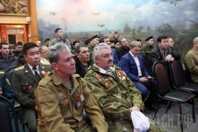 День вывода советских войск из Афганистана отметили в Якутске Департамент по связям с общественностью,  взаимодействию со СМИ, внешним и межрегиональным связям ОА
