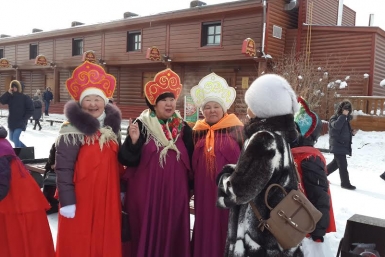 Якутяне провожают зиму народными гуляньями  YakutiaMedia