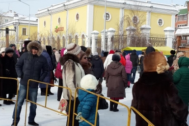 Якутяне провожают зиму народными гуляньями  YakutiaMedia