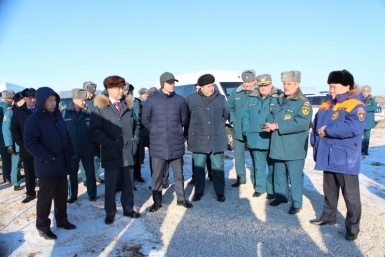 Спасатели развернули мобильный пункт временного размещения населения в Якутске Нюргуяна Иванова