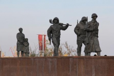 Генеральную уборку стел, обелисков и другие памятных объектов проведут в Якутии социальные сети