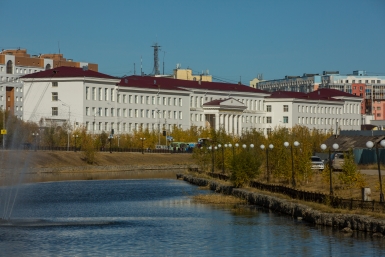 Главный корпус ЯГУ СВФУ
