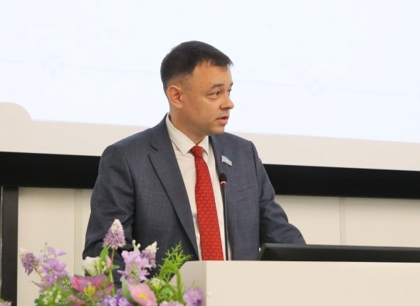 Вакантный мандат депутата Якутии передан кандидату от КПРФ