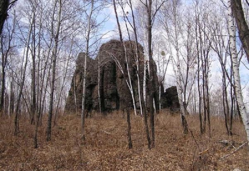 Камень Монах