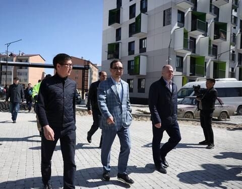 Глава Якутии поручил не сбавлять темпов строительства микрорайона &quotЗвездный&quot Андрей Сорокин, ЯСИА