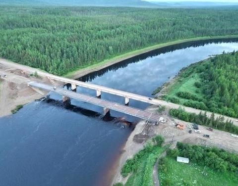 Управление автодорог Якутии: Строительство моста через реку Нюя близится к завершению Управтодор Якутии