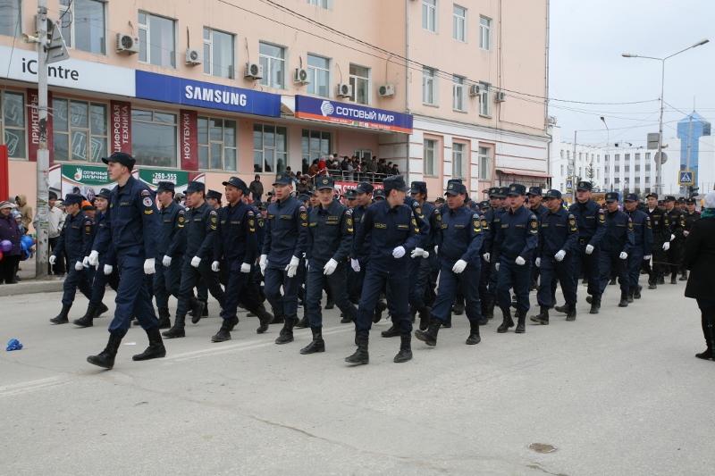 Первомайская демонстрация в Якутске, Фото с места события собственное