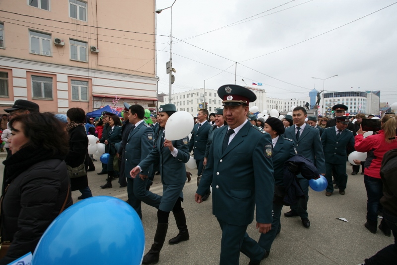 Первомайская демонстрация в Якутске, Фото с места события собственное