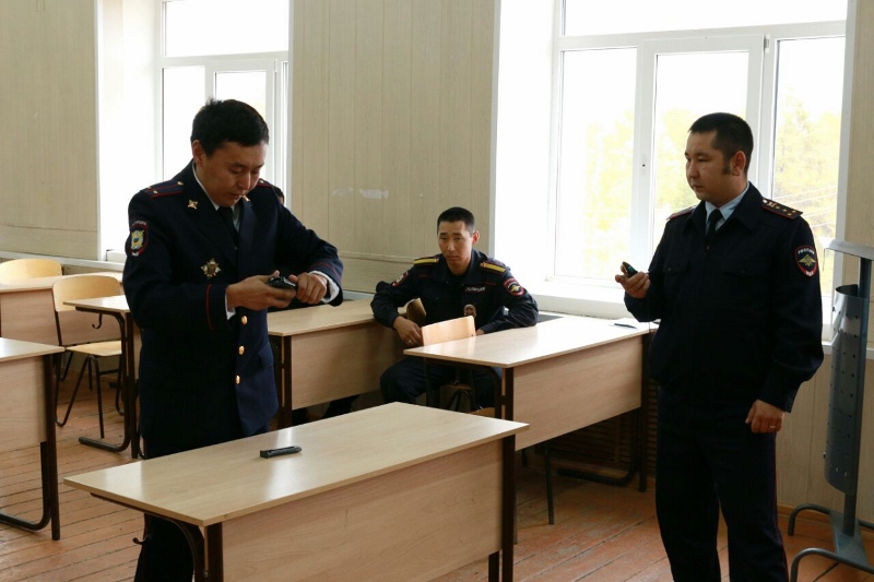 Лучшего сотрудника органов внутренних дел МВД выбрали в Якутии, Фото с места события из других источников