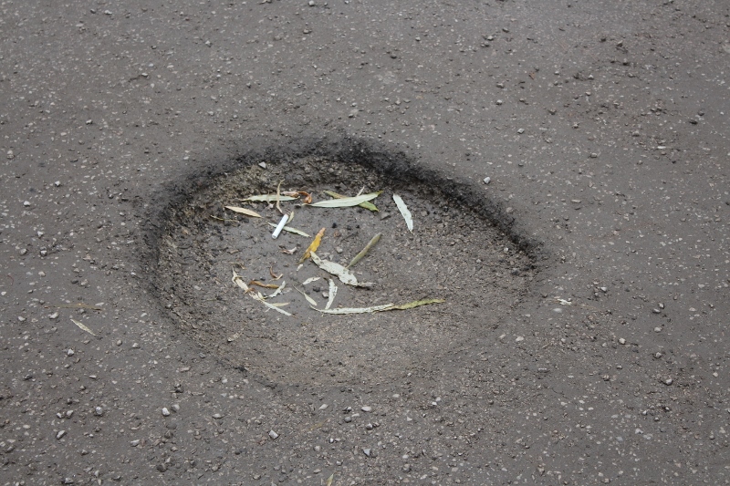 Около 20% канализационных колодцев являются бесхозными в Якутске, Фото с места события собственное