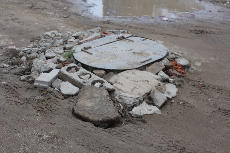 Около 20% канализационных колодцев являются бесхозными в Якутске, Фото с места события собственное