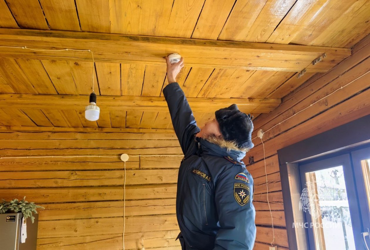 АДПИ спасает жизни: МЧС призывает устанавливать извещатели в домах пресс-служба МЧС по Якутии