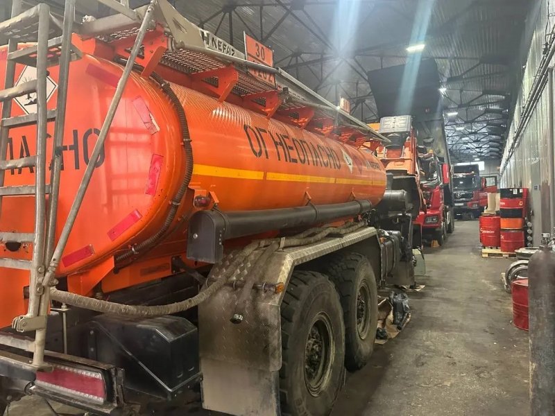 В Якутии водителя обвиняют в краже топлива на 600 тысяч рублей Восточно-Сибирской транспортной прокуратуры