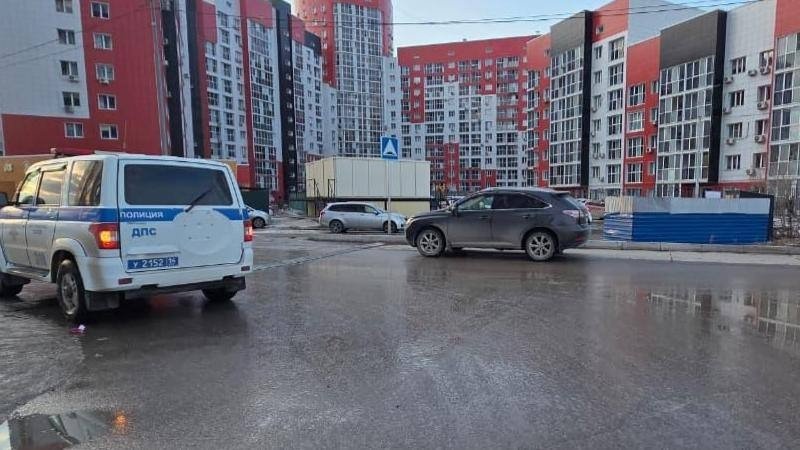 Водитель &quotLexus RX350&quot совершил наезд на 9-летнего ребенка в Якутске Госавтоинспекция