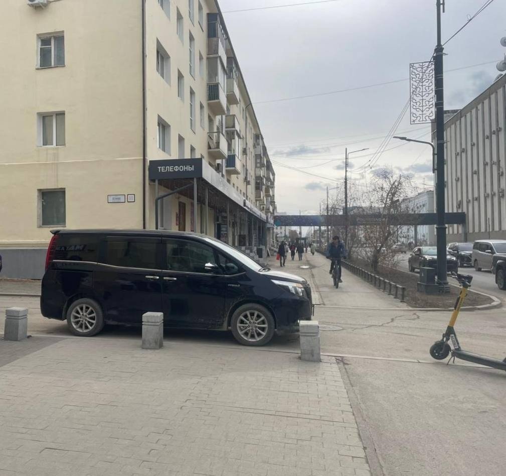 Ребенок на электросамокате пострадал в ДТП в Якутске Госавтоинспекция